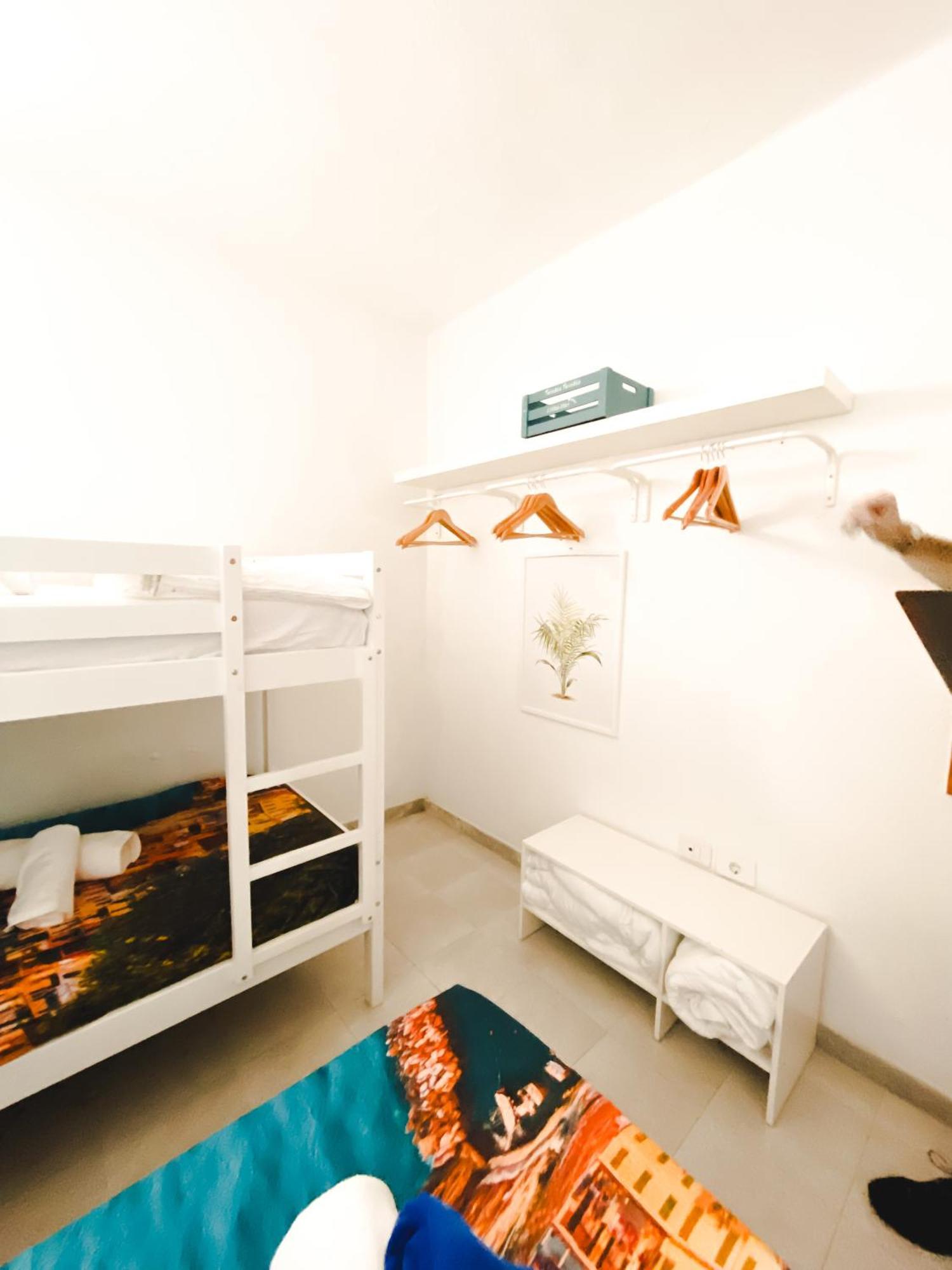 Agueita Surf Lodge ลาสปัลมาส เด กรานคานาเรีย ภายนอก รูปภาพ