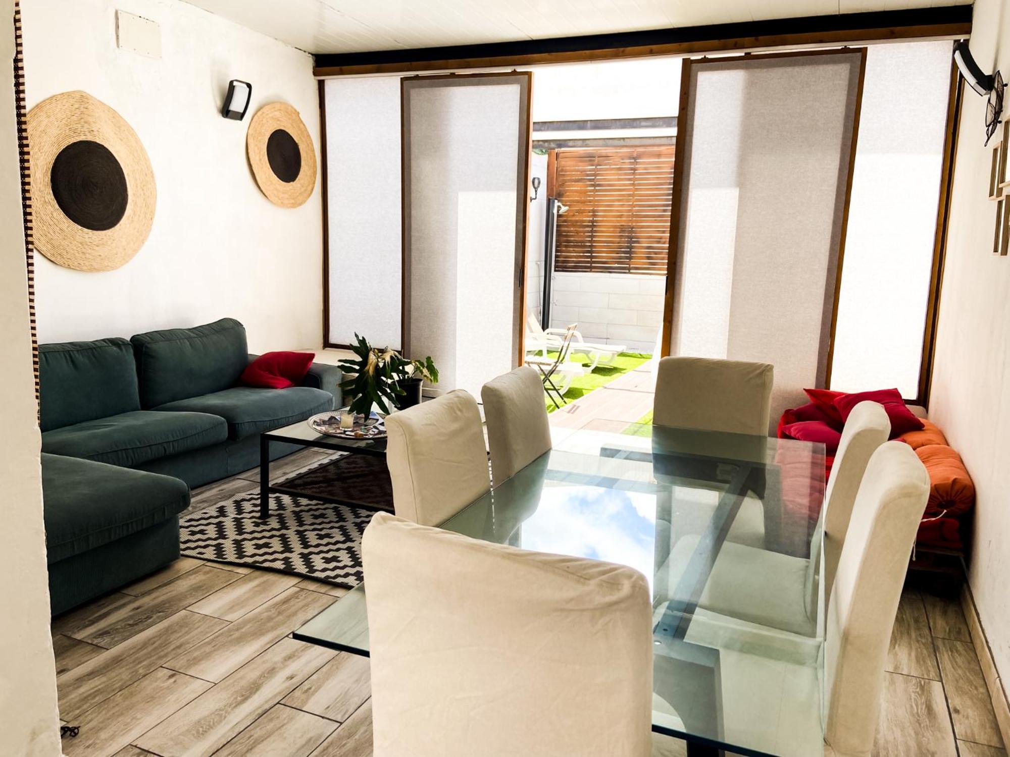 Agueita Surf Lodge ลาสปัลมาส เด กรานคานาเรีย ภายนอก รูปภาพ